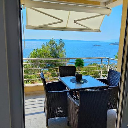 Novi Lux Appartement Novi Vinodolski Buitenkant foto